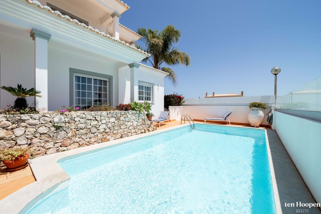 Property photo 1 of 30