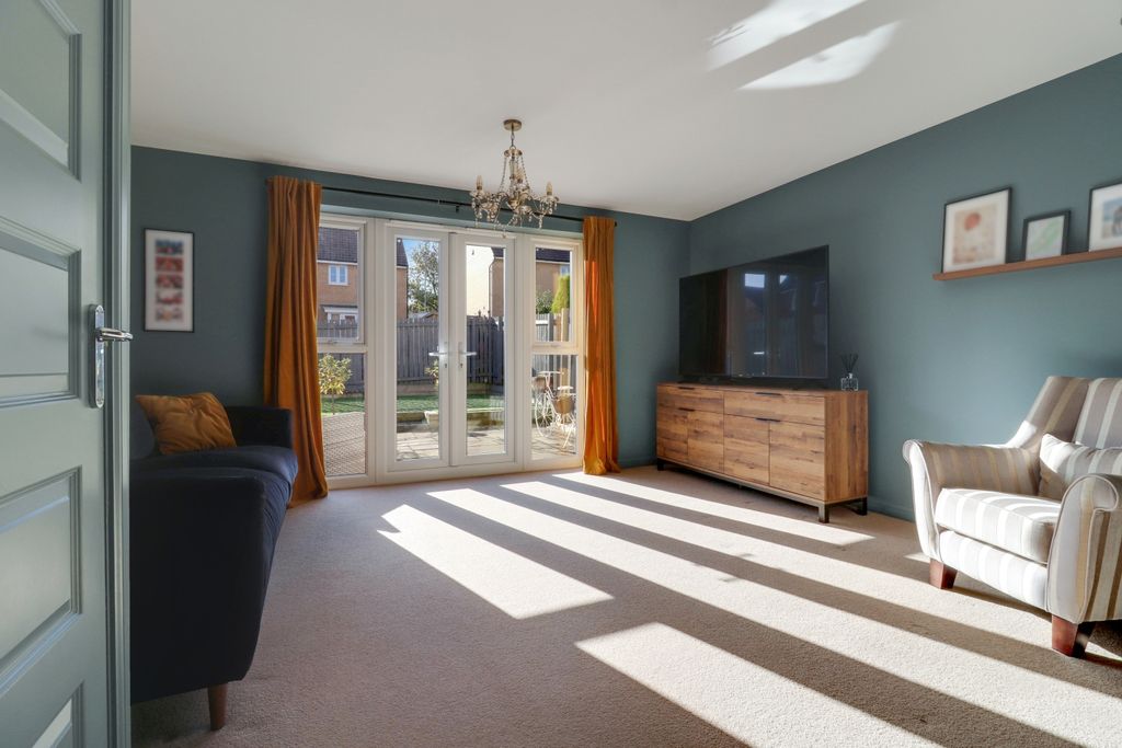 Property photo 2 of 24 Img_0604-Img_0606