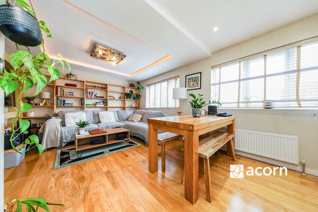 Property photo 3 of 10 Tff-25Elmersendrd...