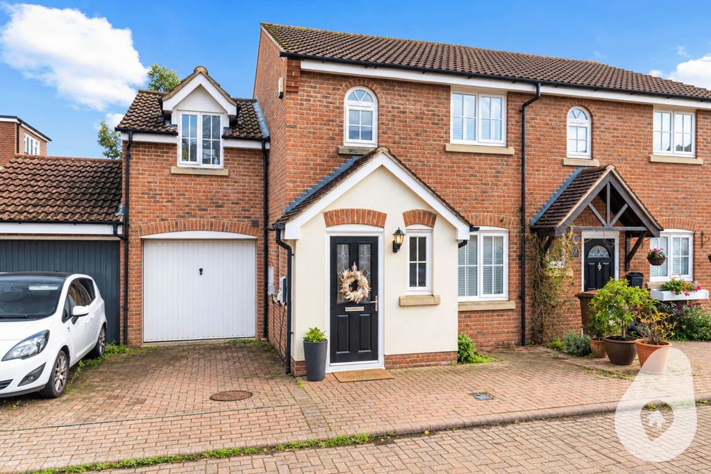 Property photo 1 of 20 5596351