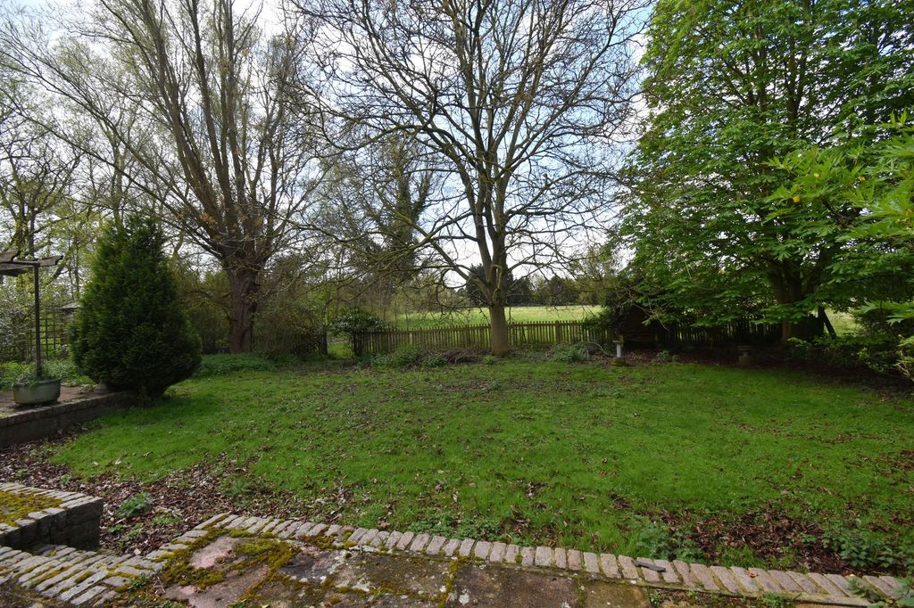 Property photo 3 of 24