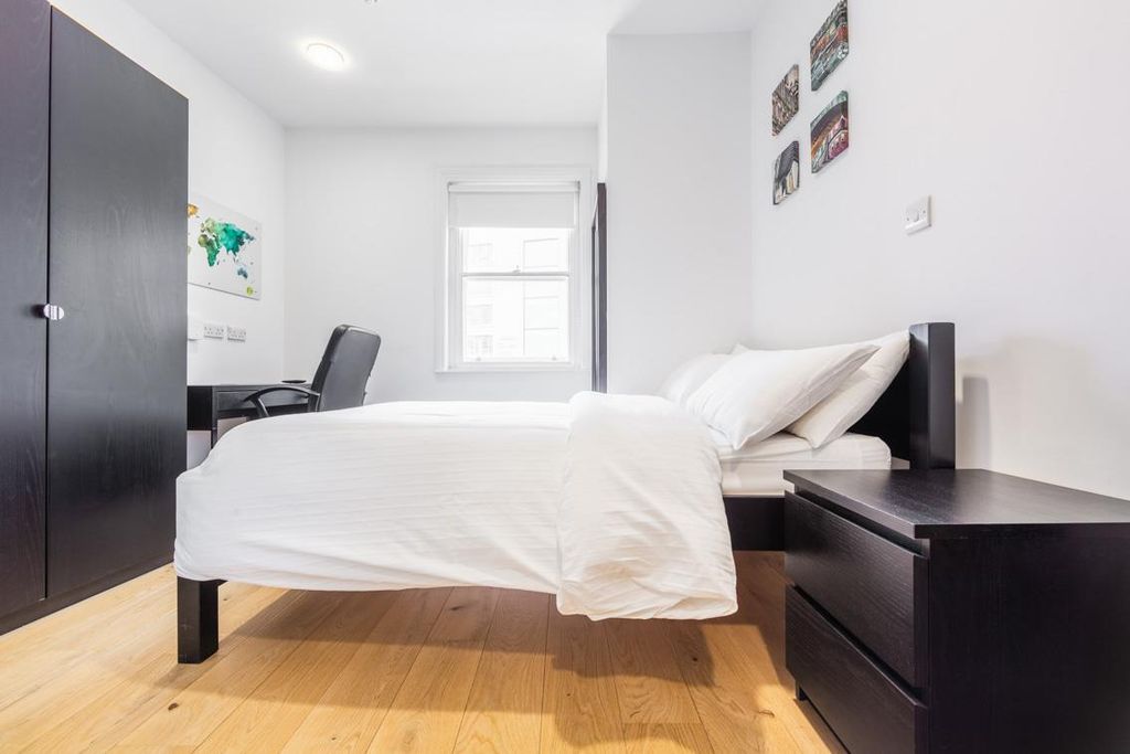 Property photo 2 of 5 S33 Lo-Res.Jpg