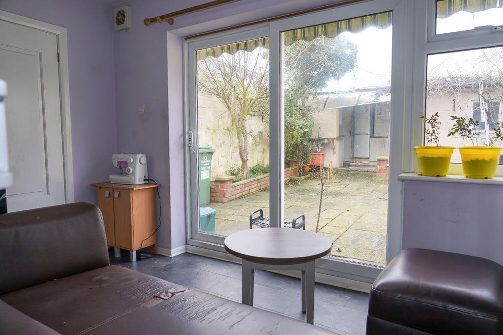 Additional image 8 of 3 bed end terrace house for saleGreat Knightleys, Basildon SS15