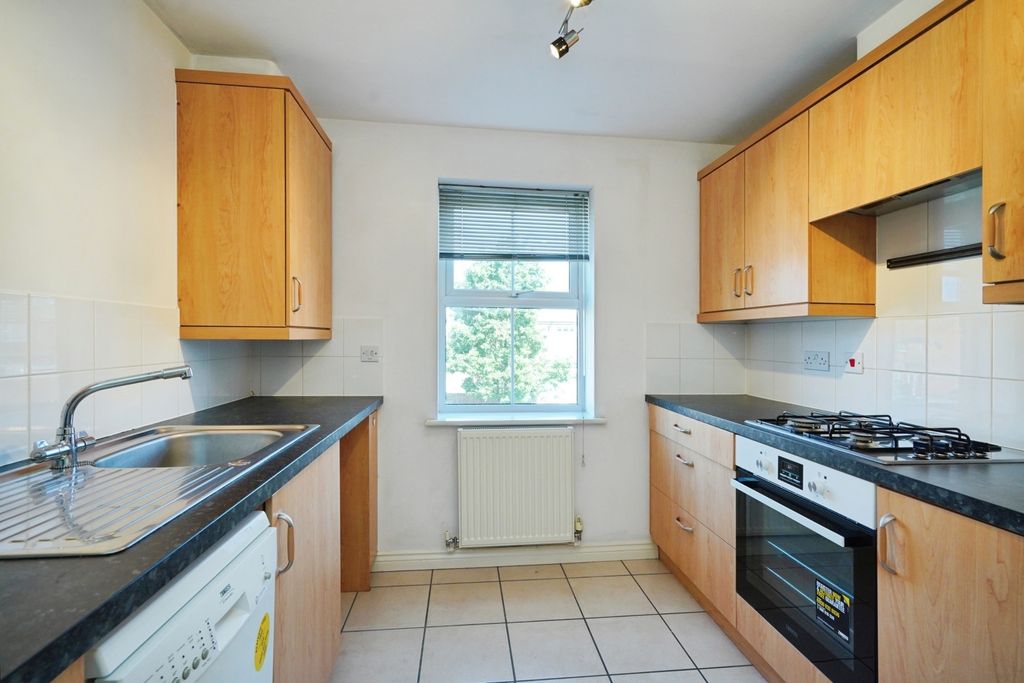 Property photo 3 of 16 Pbox-Img.Jpg