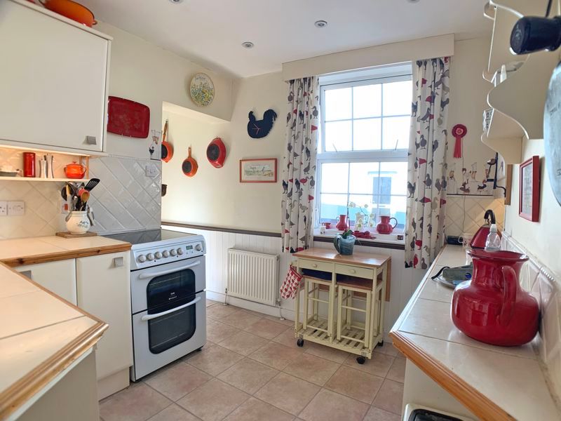 Property photo 3 of 10 Ground Floor Kitchen