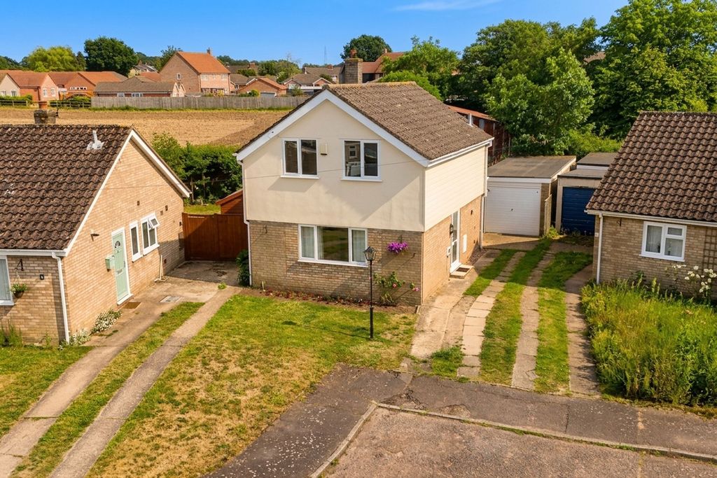 Property photo 1 of 16