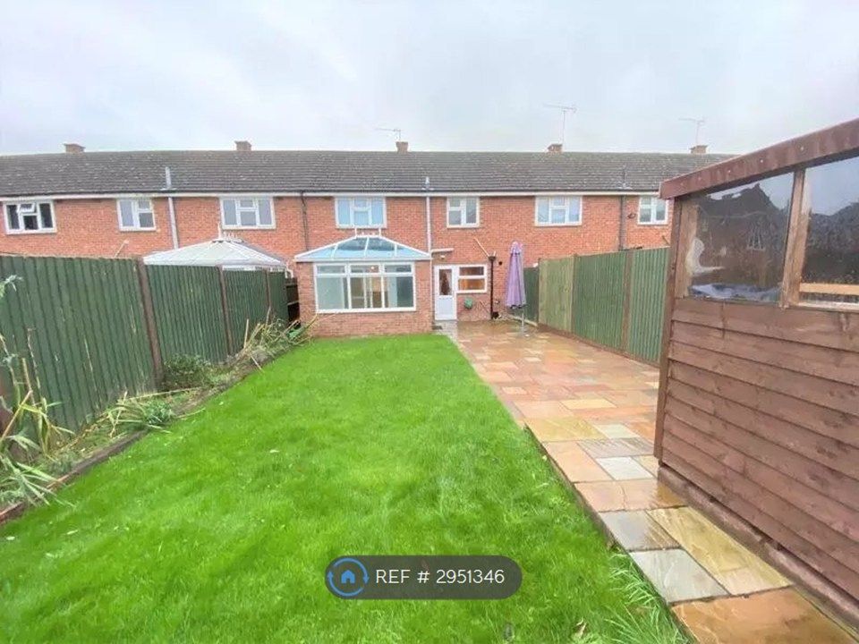 Property photo 2 of 9