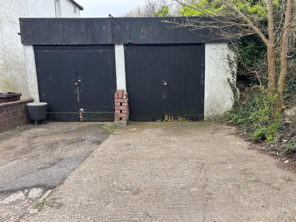 Property photo 1 of 4 Img_6112.Jpg