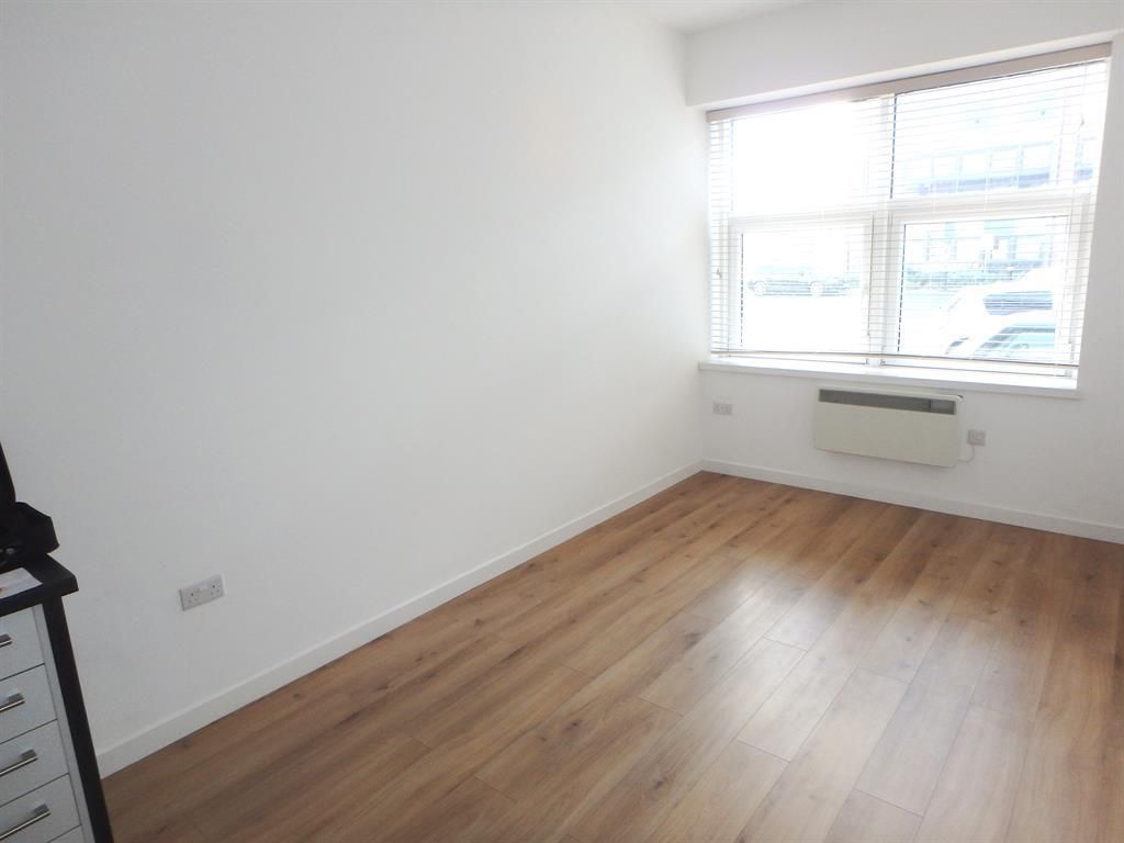 Property photo 2 of 7 Kitchen Living Area