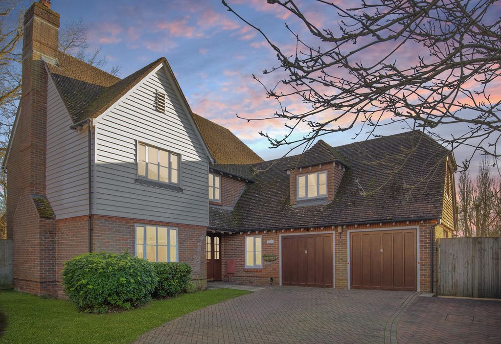 Property photo 1 of 19