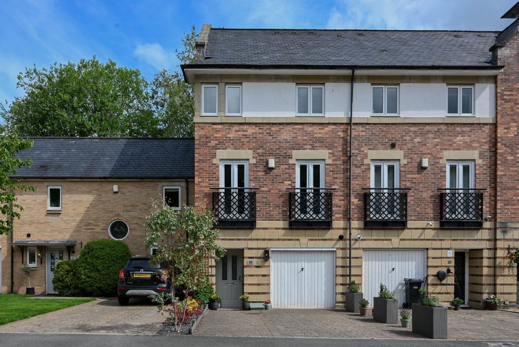 Property photo 1 of 65 4237571