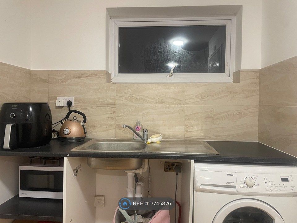 Property photo 1 of 4