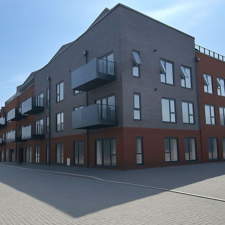Property photo 1 of 12 Front (Exterior)