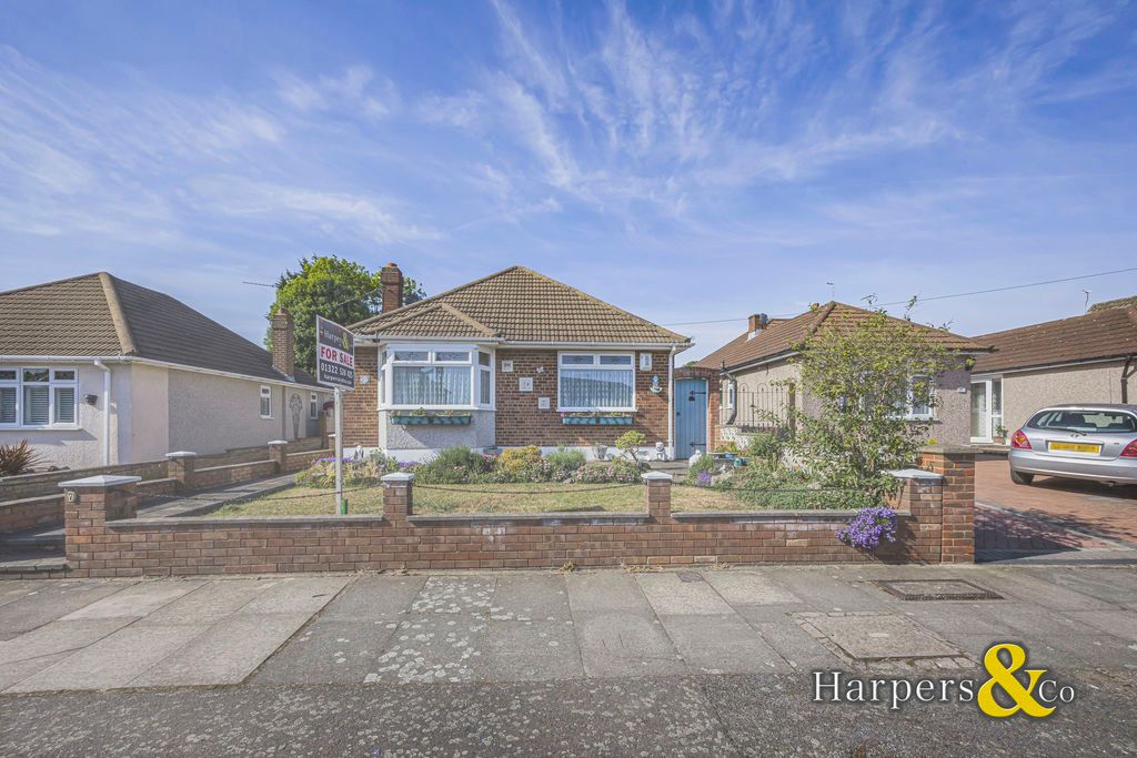 Property photo 1 of 9 Photo 11