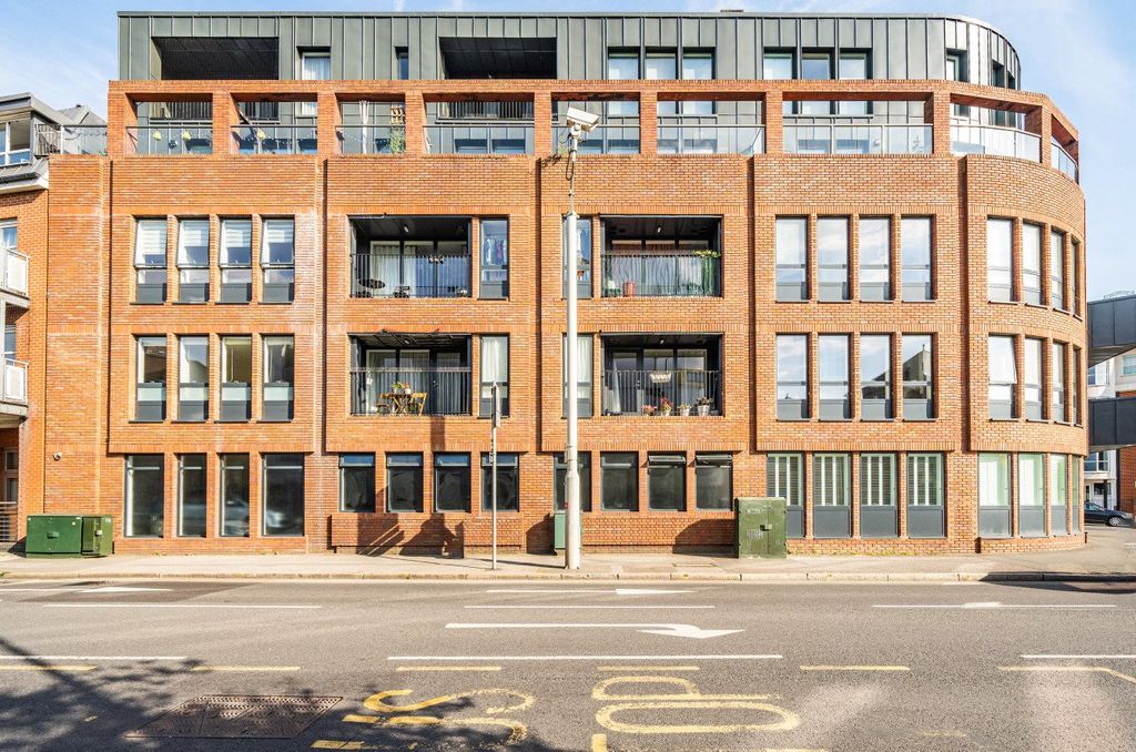 Property photo 2 of 10 Picture No. 37