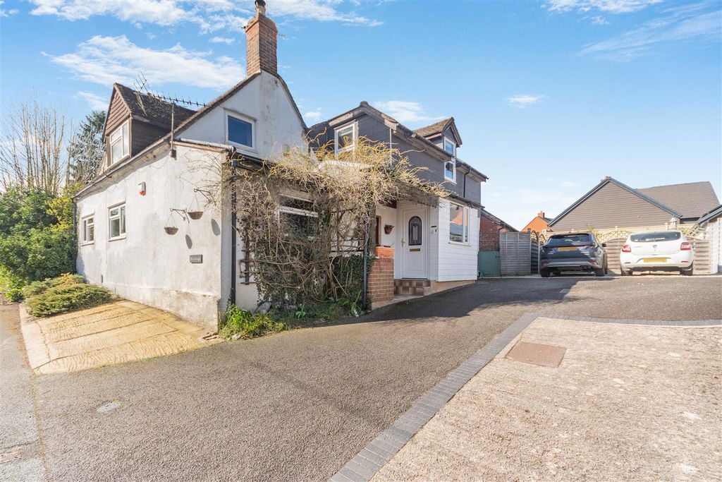 Property photo 1 of 29