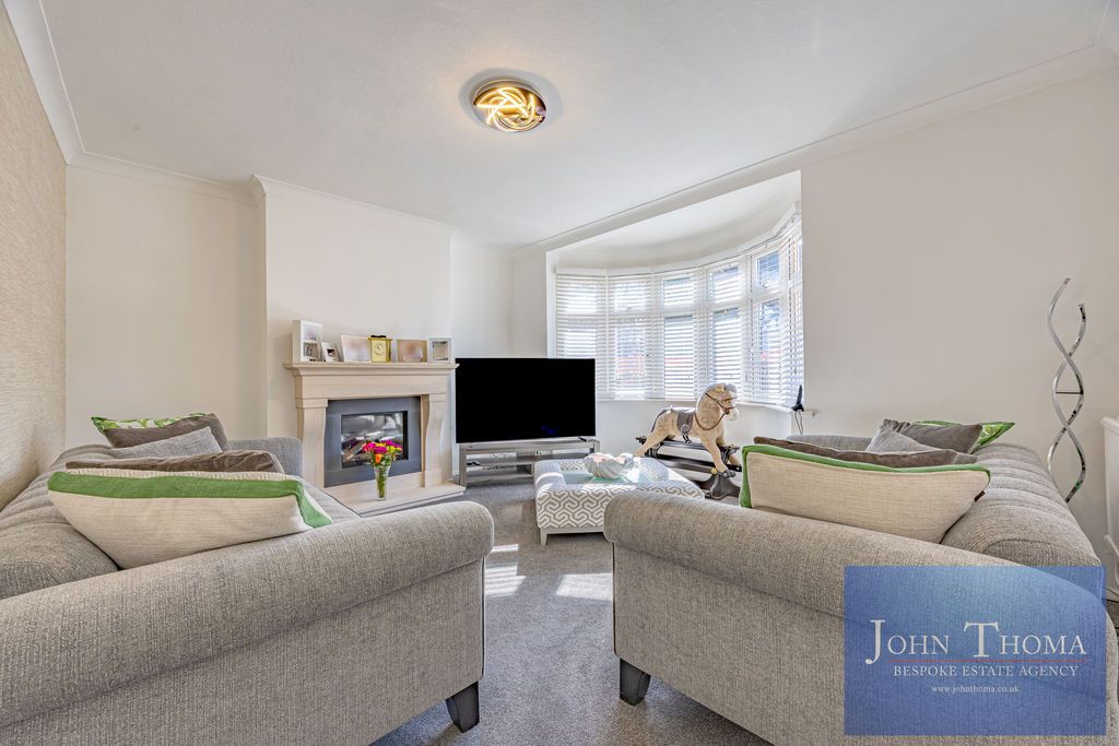 Property photo 3 of 27 Photo 3