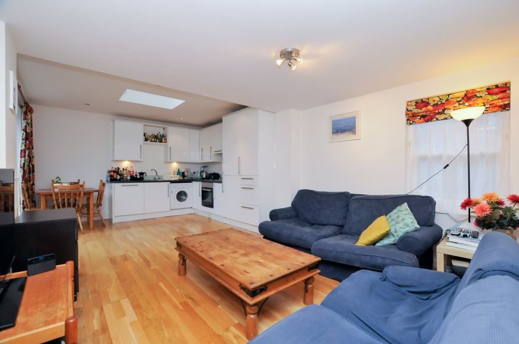 Property photo 3 of 8