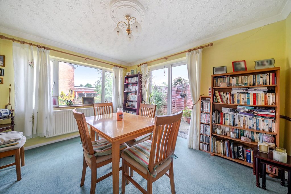 Property photo 3 of 19 Dining Room