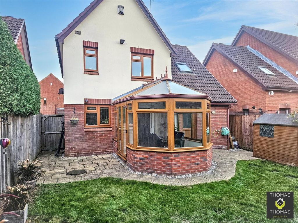 Property photo 3 of 18