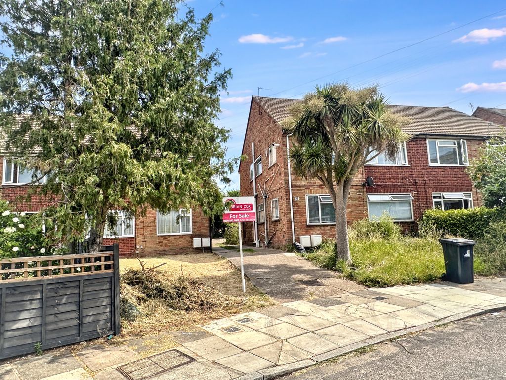 Property photo 1 of 12
