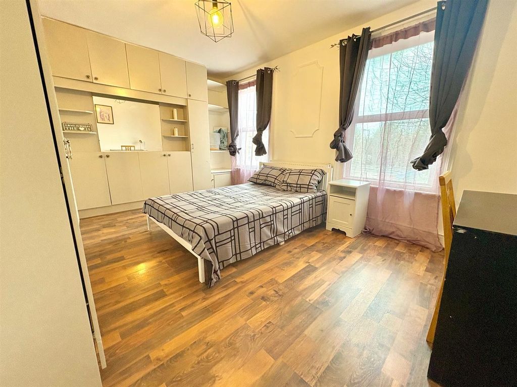 Property photo 2 of 7 1.Jpg