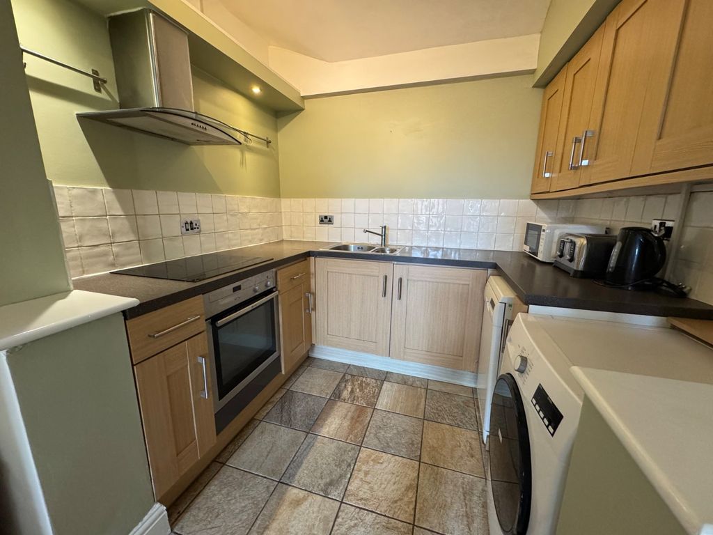 Property photo 2 of 8 Picture No. 04