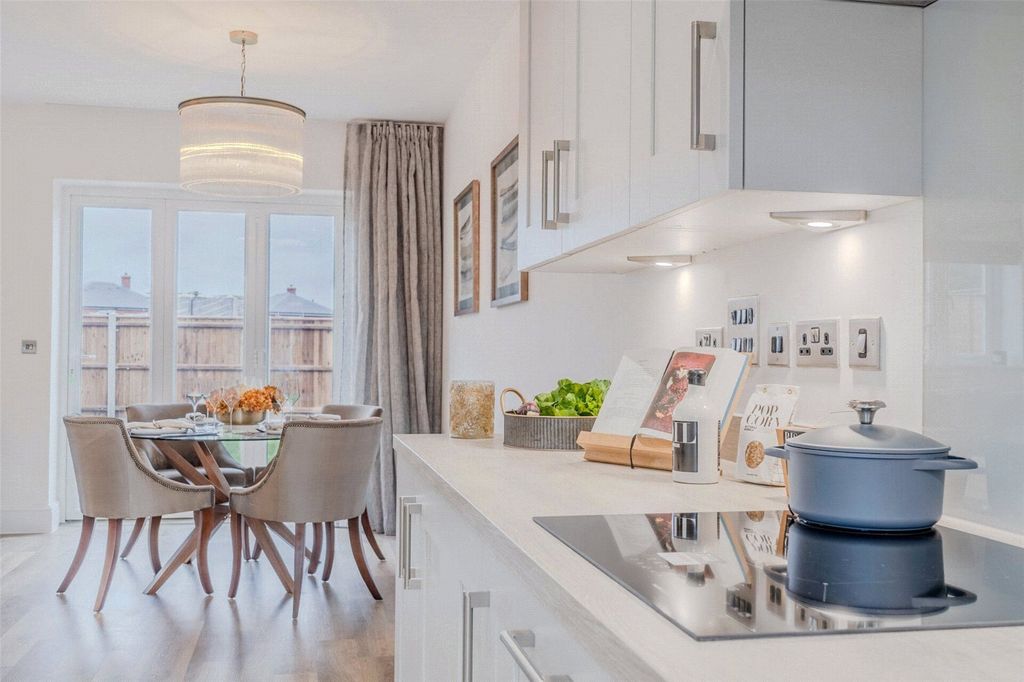 Property photo 2 of 12 Picture No. 07