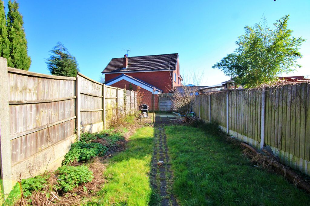 Property photo 2 of 13