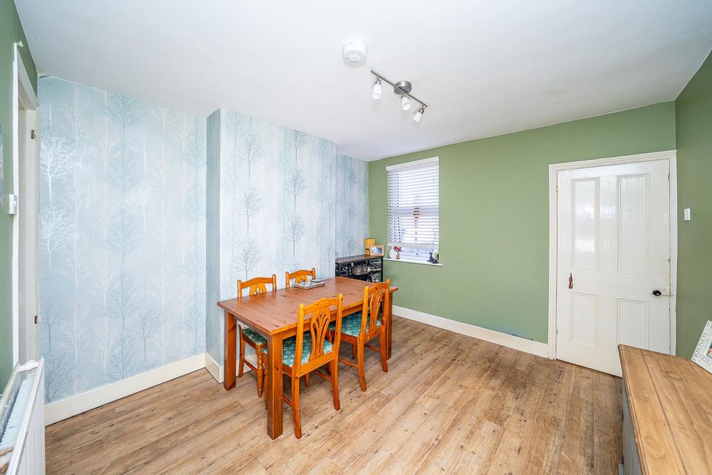 Property photo 3 of 25 Webbs-14.Jpg