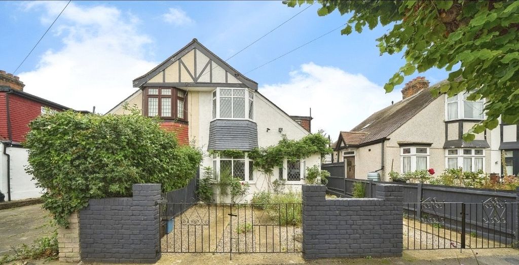 Property photo 1 of 16 Picture No. 21