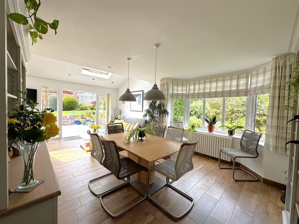 Property photo 3 of 26 9.Jpeg