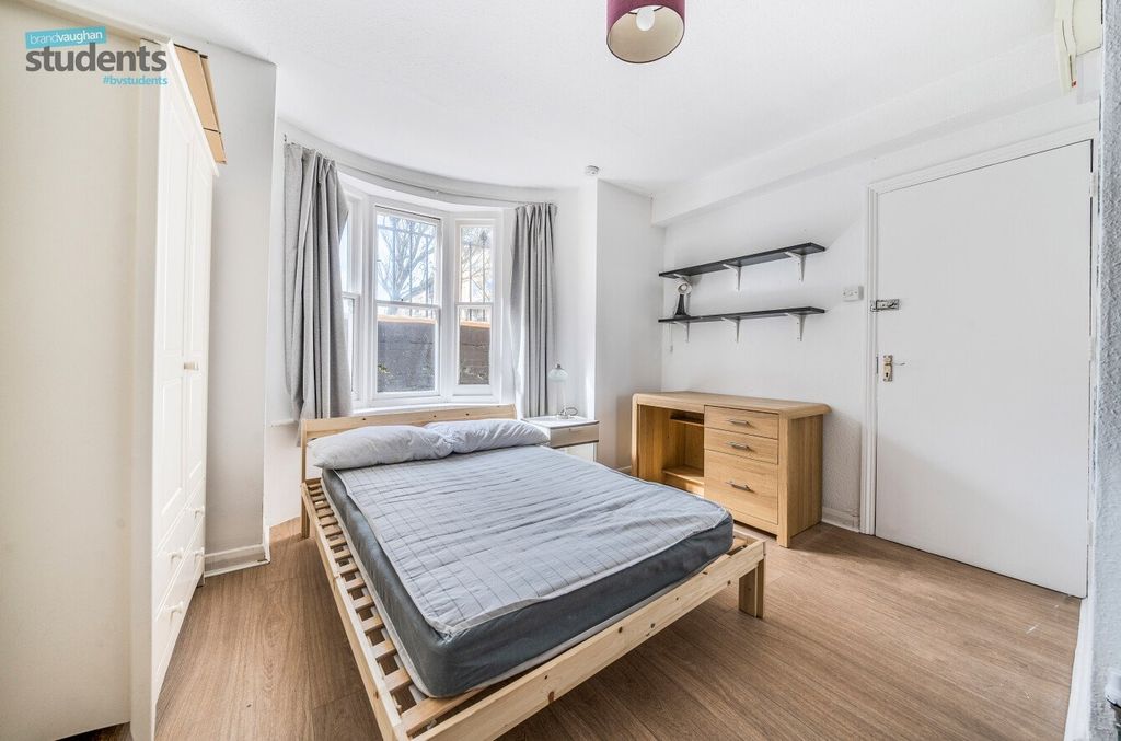 Property photo 2 of 7 Picture No. 06