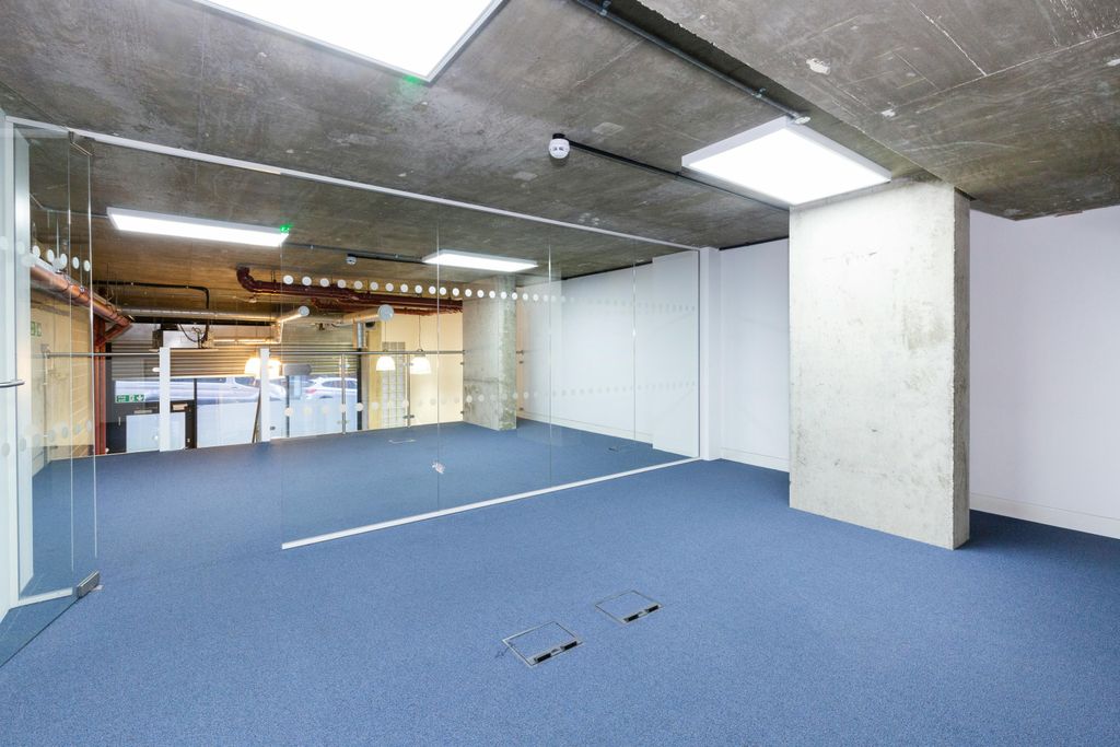 Property photo 2 of 9 Unit 23 Studios Holloway 05.Jpg