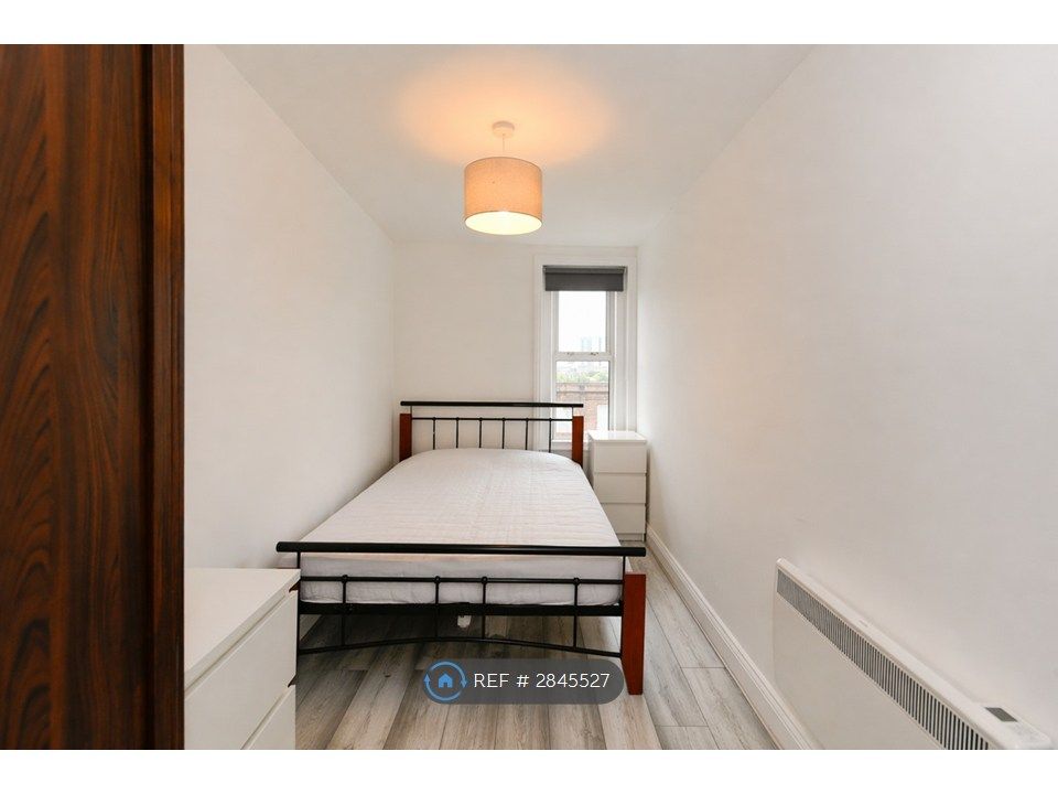 Property photo 3 of 6