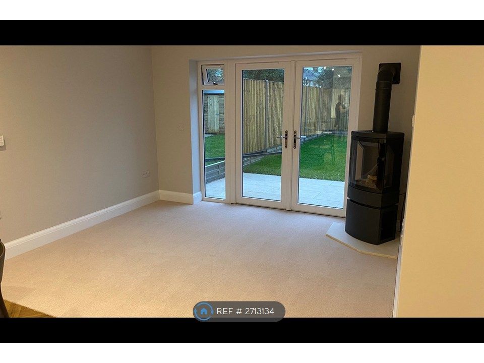 Property photo 1 of 3