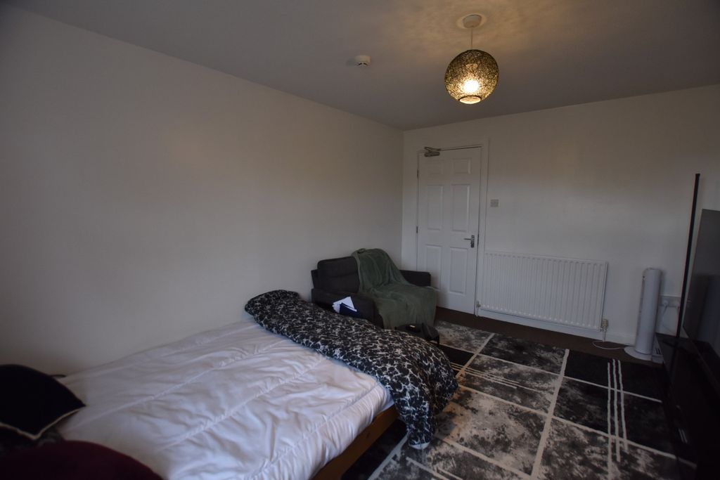Property photo 2 of 2