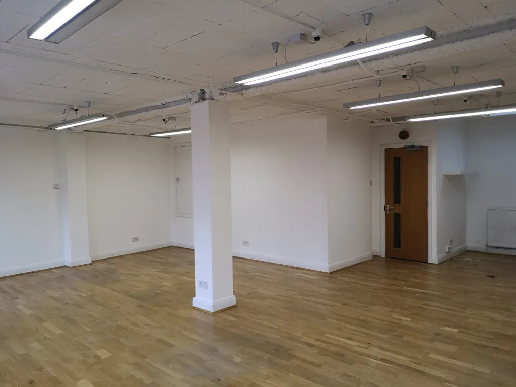 Property photo 2 of 6