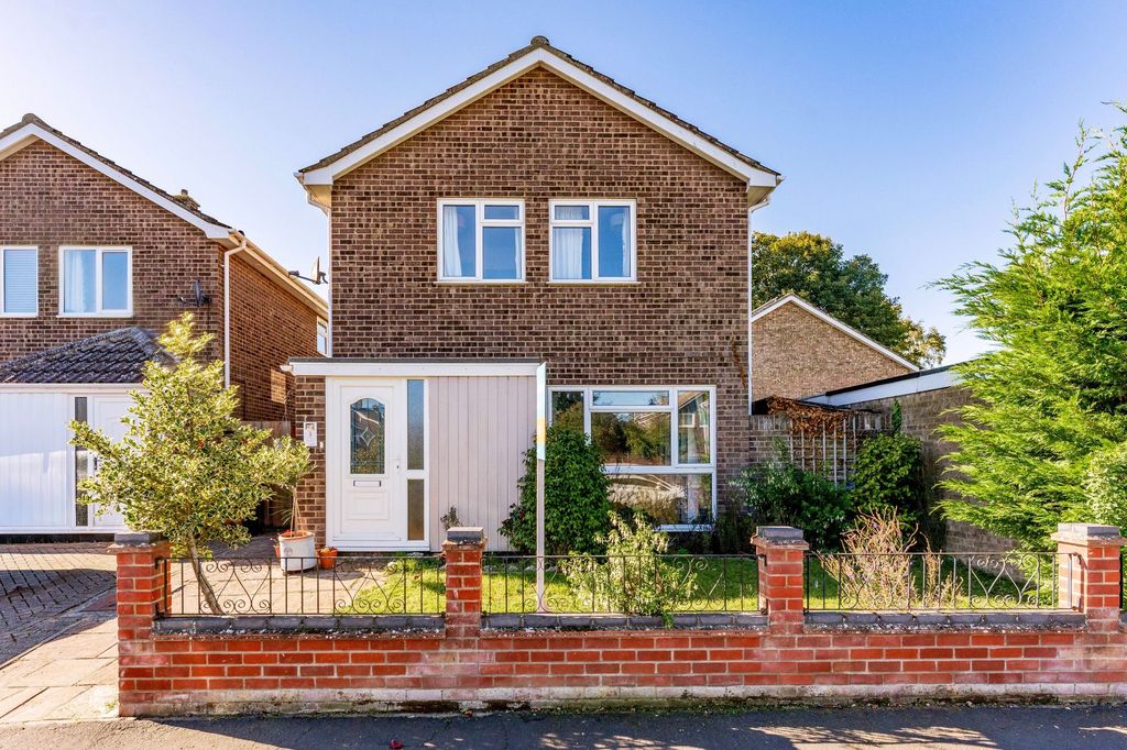 Property photo 1 of 25