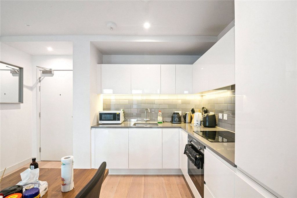 Property photo 2 of 12 Picture No. 02