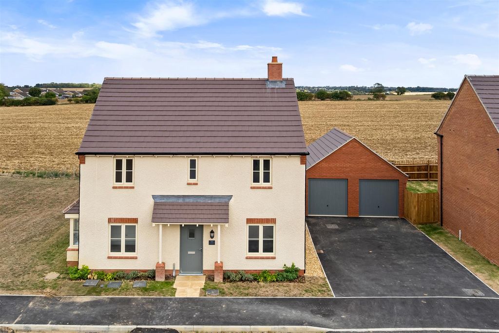 Property photo 1 of 29 Plot30-Oakweb01.Jpg