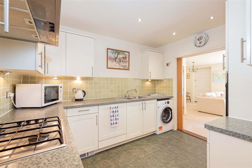 Property photo 3 of 17 Nautilus_2.Jpg