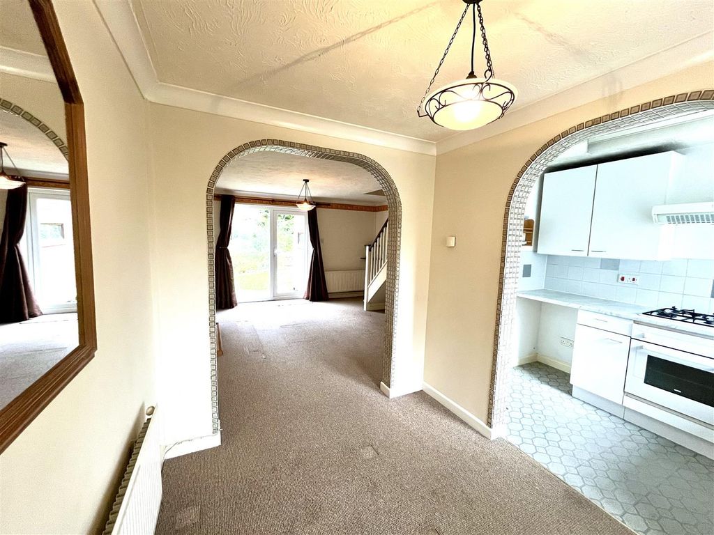 Property photo 2 of 8 Sitting Room/Dining Room