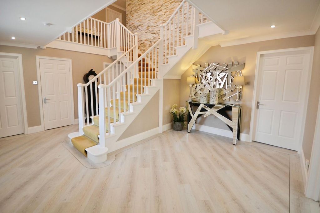 Property photo 2 of 54 Ef7921Ae-Dsc_0143.Jpg