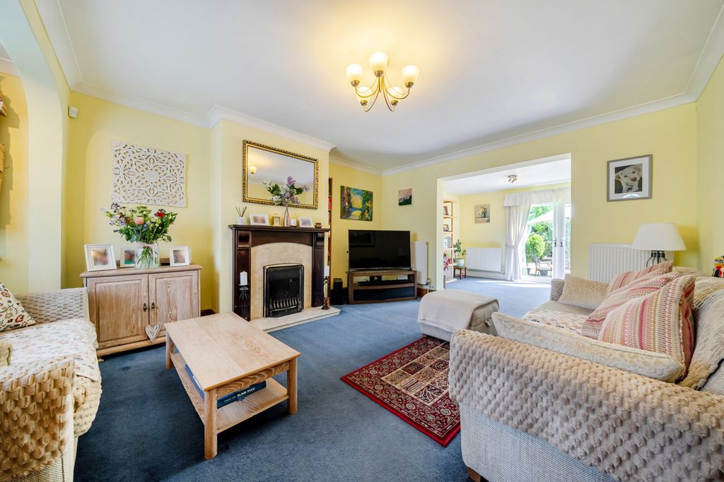 Property photo 2 of 16 1500883-19-6A70A8...