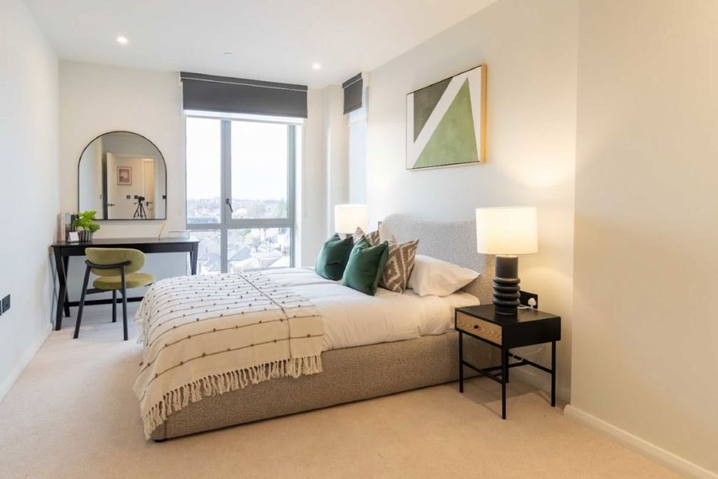 Property photo 3 of 5