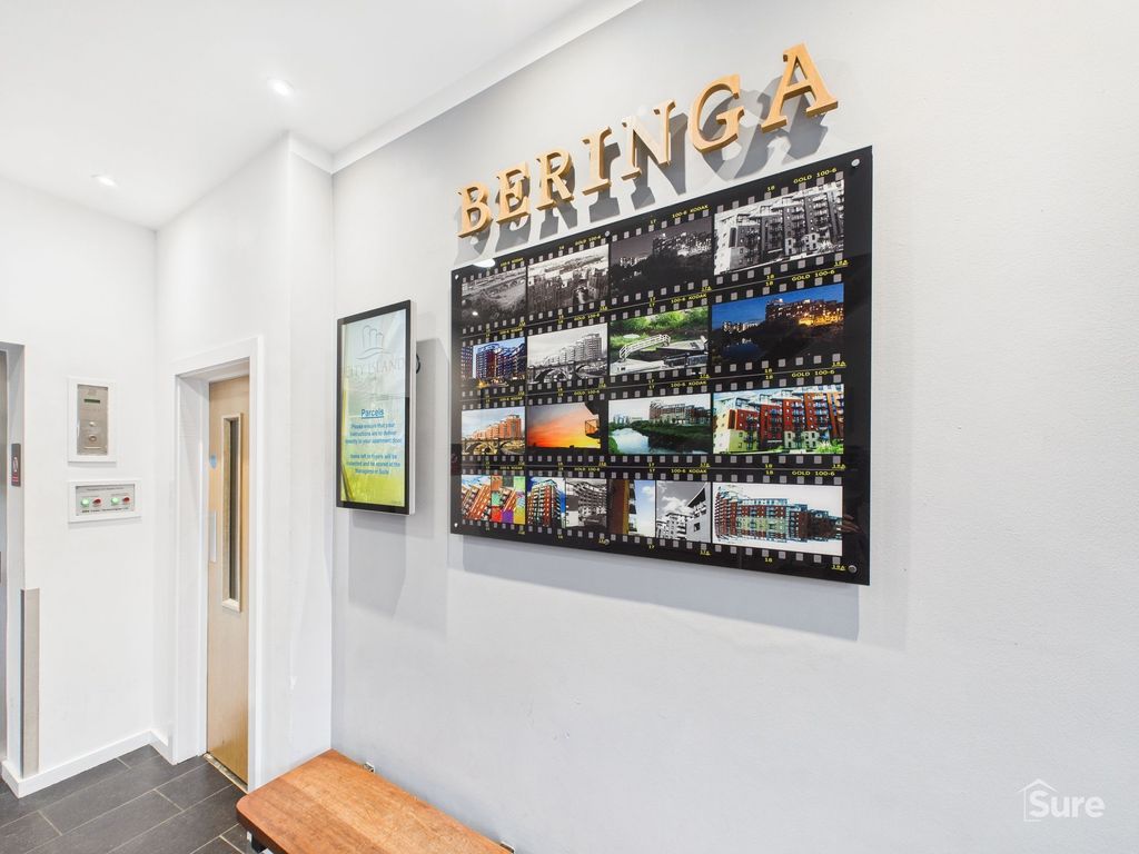 Property photo 2 of 23