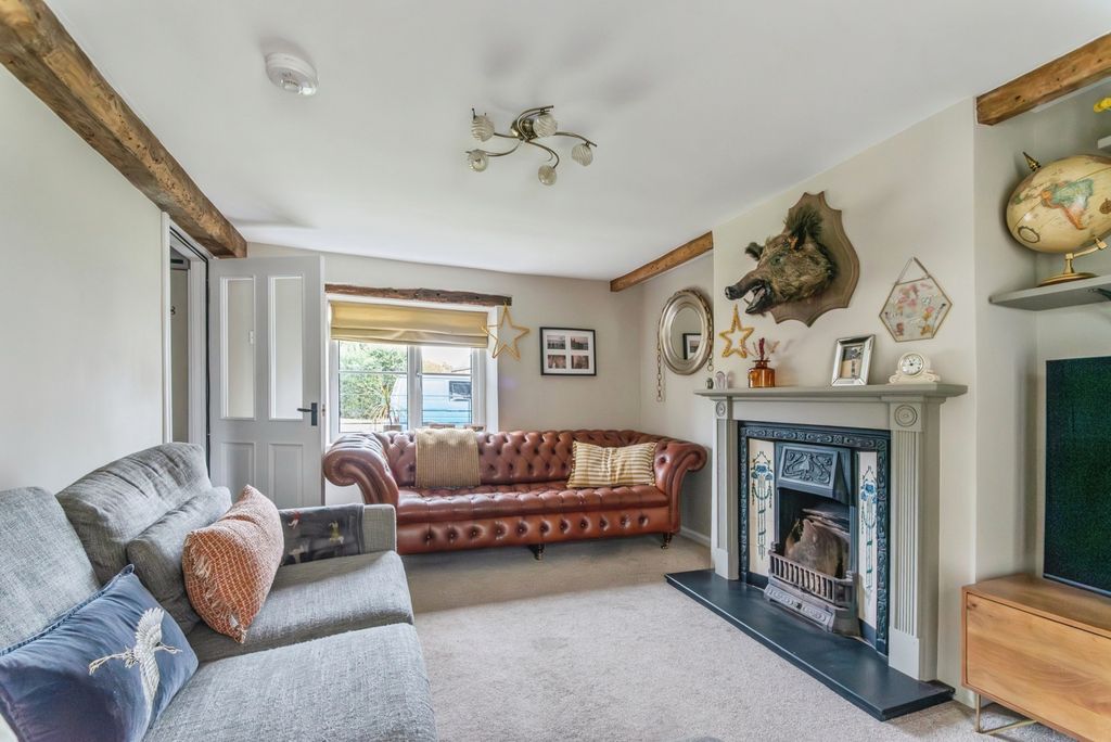 Property photo 2 of 35 Pbox-Img.Jpg