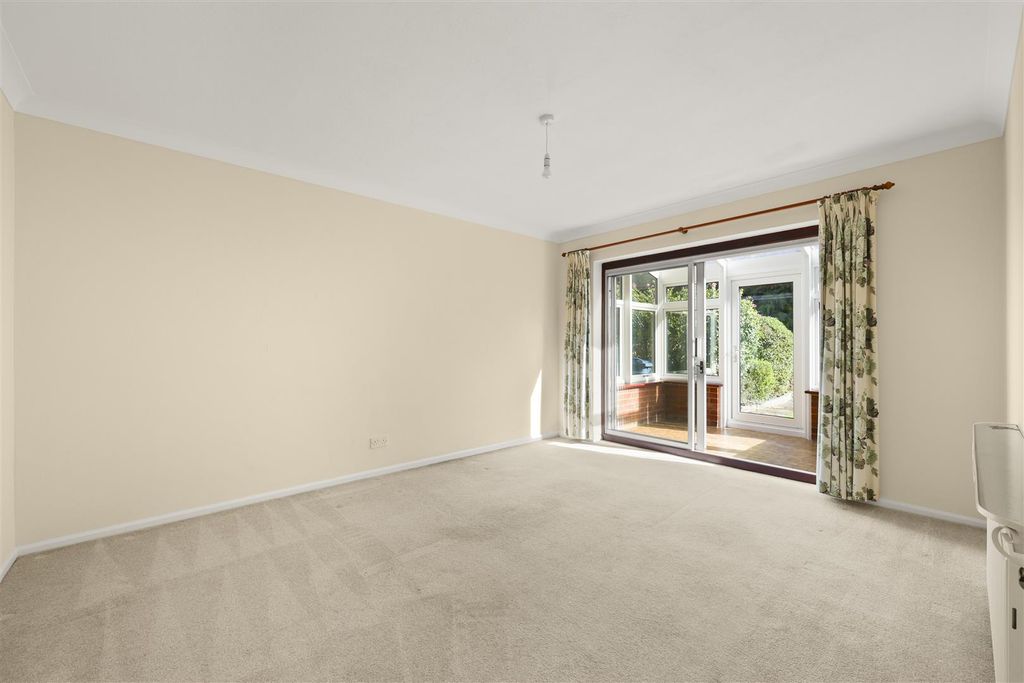 Property photo 3 of 16