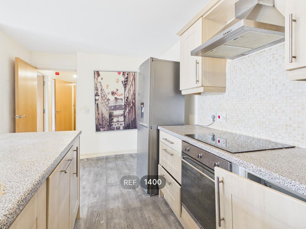 Property photo 2 of 20 Kitchen/Living Area